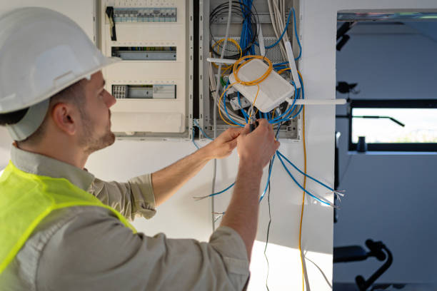 Best Affordable Emergency Electrician  in Leisure Knoll, NJ